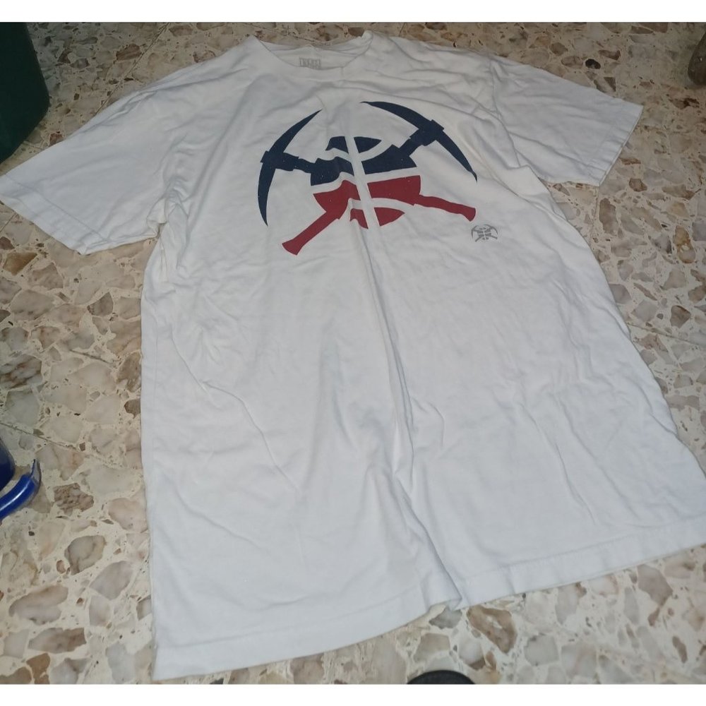 Item of the Game Men's Graphic Tee Large White Red Blue